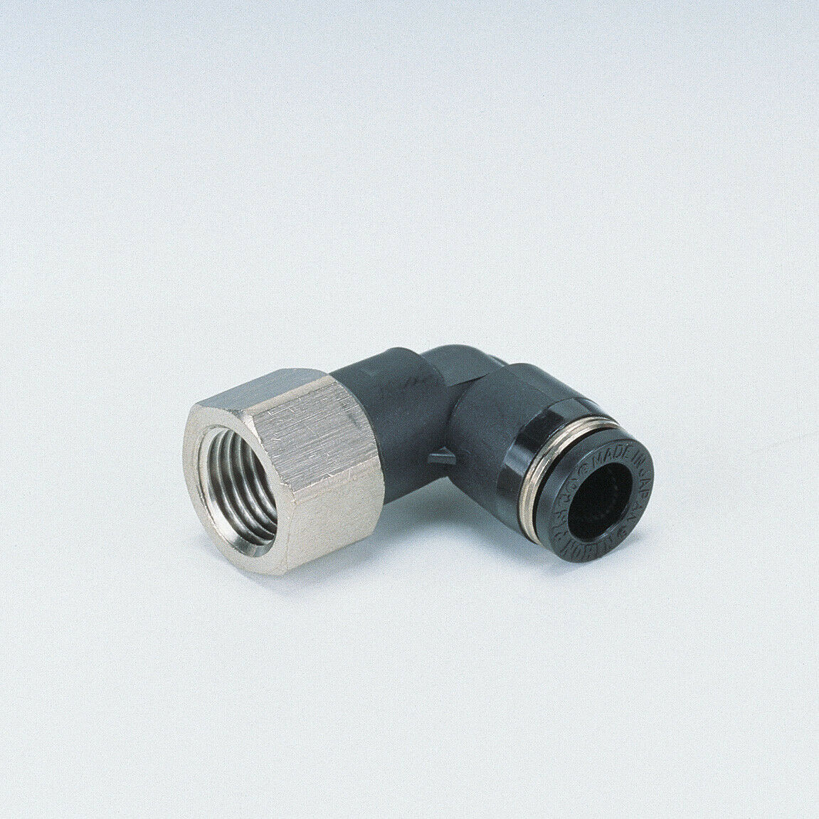 A PISCO Elbow Female Fitting on a white background.